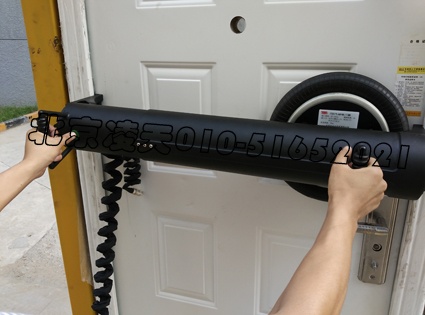 北京凌天外開式氣動破門器通過公安部檢測認(rèn)證